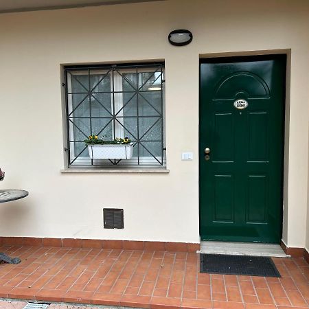 Appartamento In Villa Nico'S Home Gallarate Exterior foto